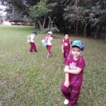 Crianças brincando Crianças brincando