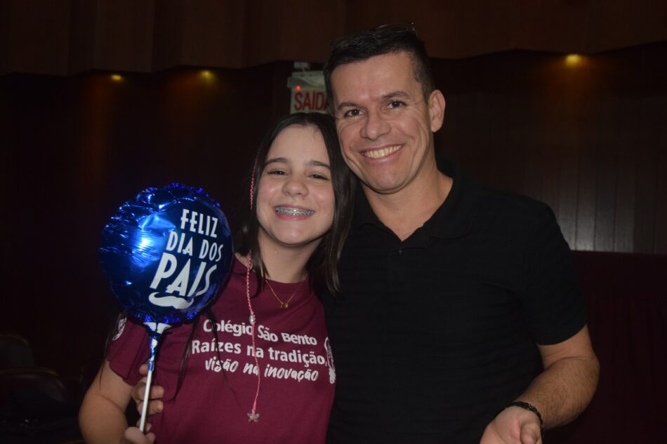 Homenagem aos pais do 6º ao 8º ano do Ensino Fundamental Anos Finais