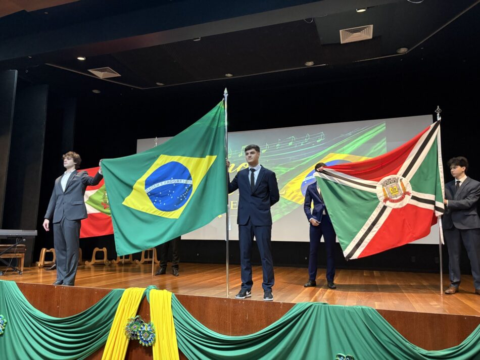 Sessão Cívica do Ensino Médio